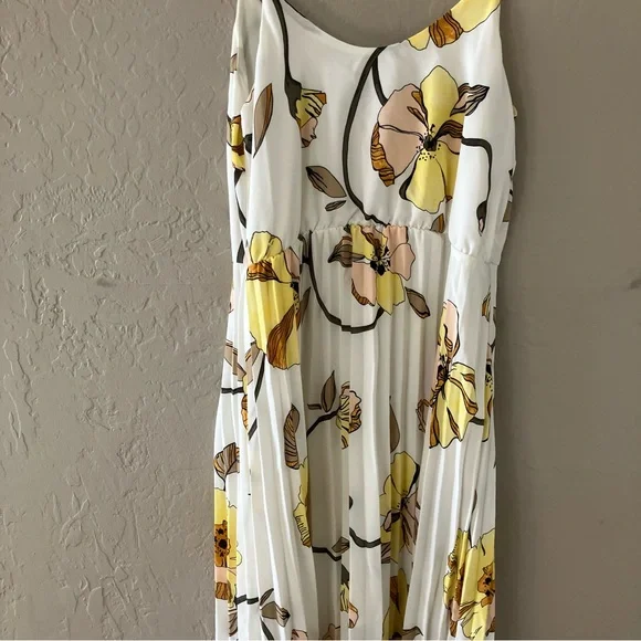 a new day White and Yellow Floral Midi Dress - Picture 8 of 13